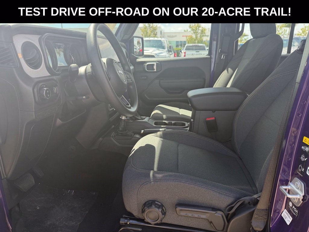 New 2026 Jeep Gladiator Sport AWD/4WD image 10