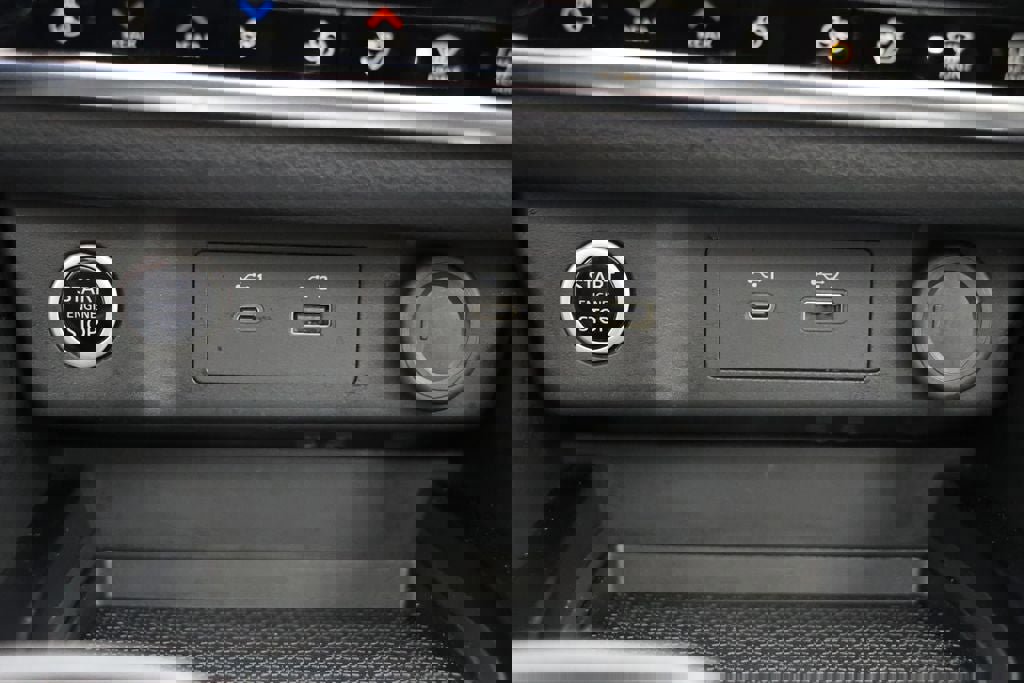 Used 2023 Nissan Rogue SL w/ SL Premium Package image 27