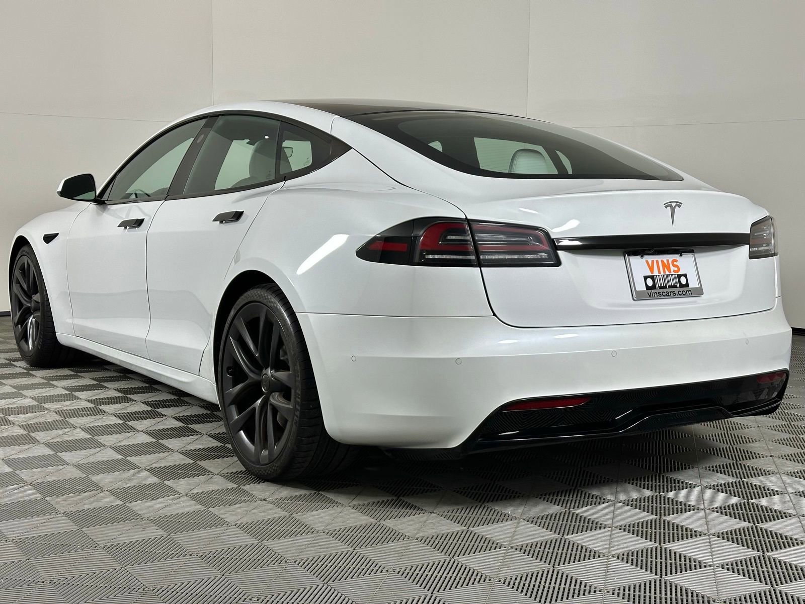 Used 2022 Tesla Model S image 38
