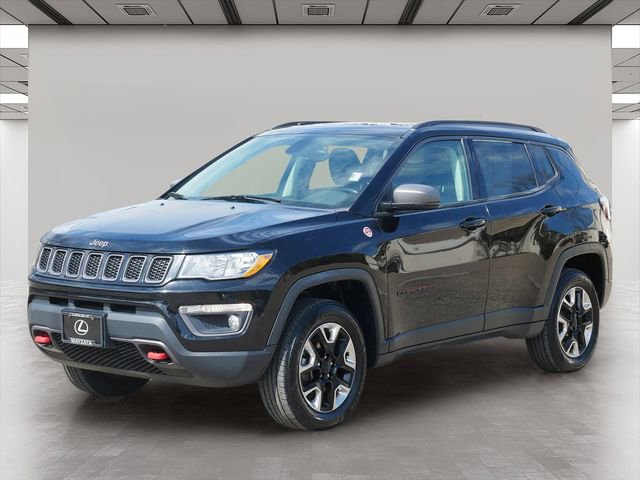 Used 2018 Jeep Compass Trailhawk w/ Leather Interior Group AWD/4WD image 2