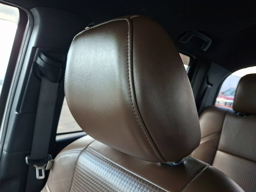 Used 2019 Toyota Tacoma Limited AWD/4WD image 18