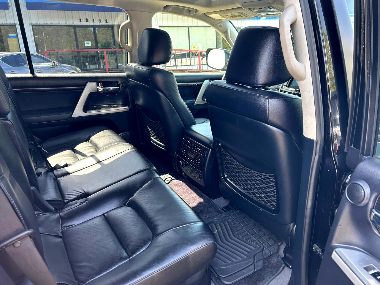 Used 2013 Toyota Land Cruiser image 16