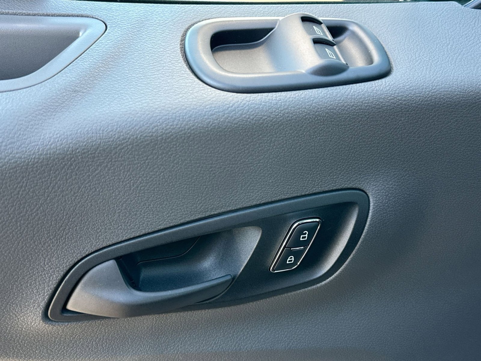 New 2026 Ford Transit 250 148 Medium Roof w/ Load Area Protection Package image 16