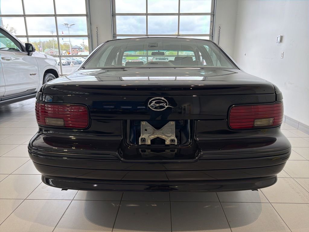 Used 1996 Chevrolet Impala SS RWD image 5