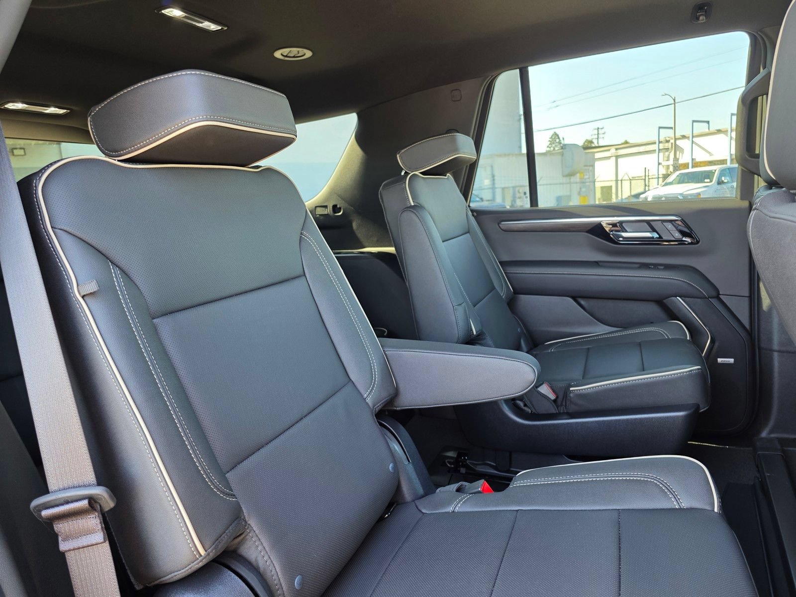 New 2026 Chevrolet Tahoe Premier w/ LPO, Get Active Package RWD image 16
