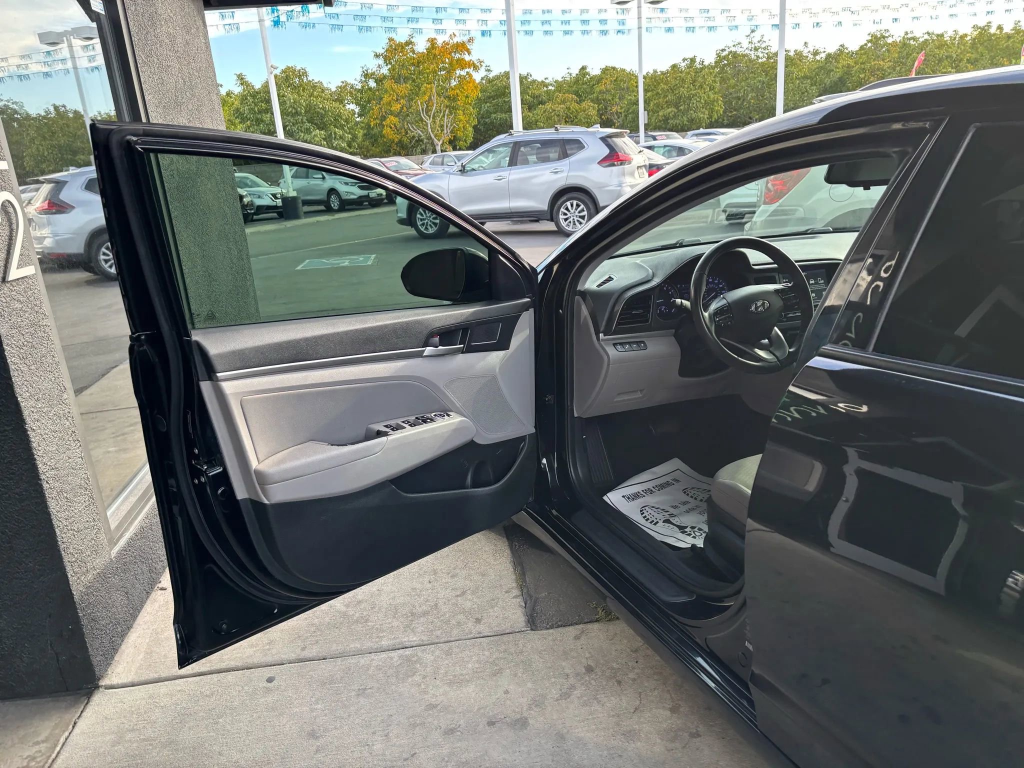 Used 2020 Hyundai Elantra Value Edition w/ Cargo Package (C1) image 3