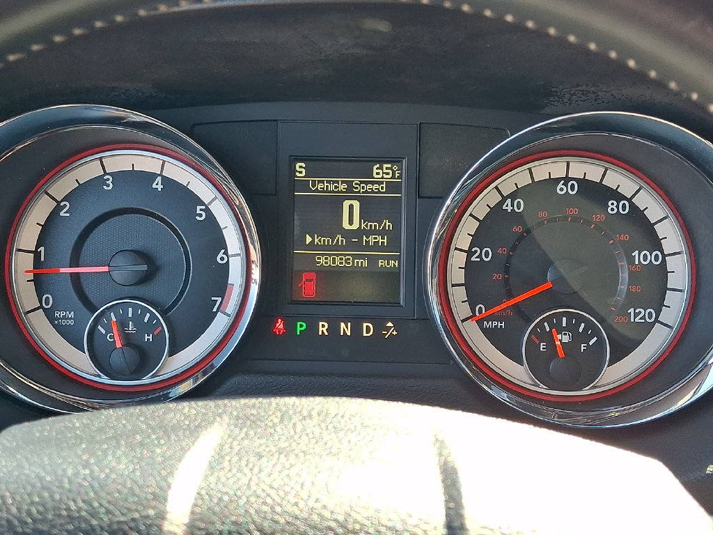 Used 2019 Dodge Grand Caravan SXT w/ Blacktop Package FWD image 26