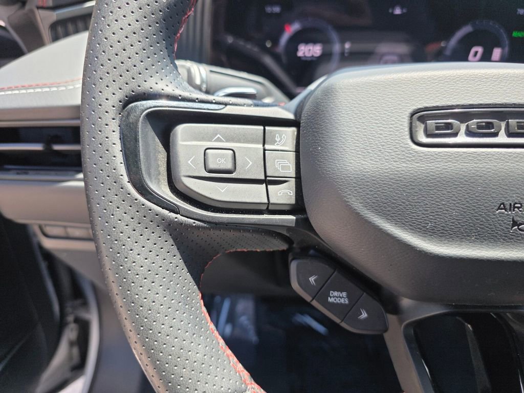 Used 2025 Dodge Charger R/T w/ Sun & Sound Package image 23