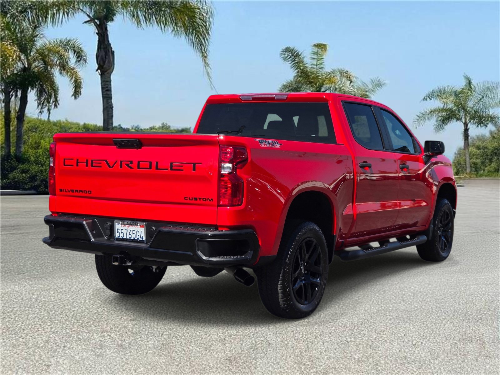 Used 2025 Chevrolet Silverado 1500 Custom Trail Boss w/ Turbomax Blackout Package AWD/4WD image 4