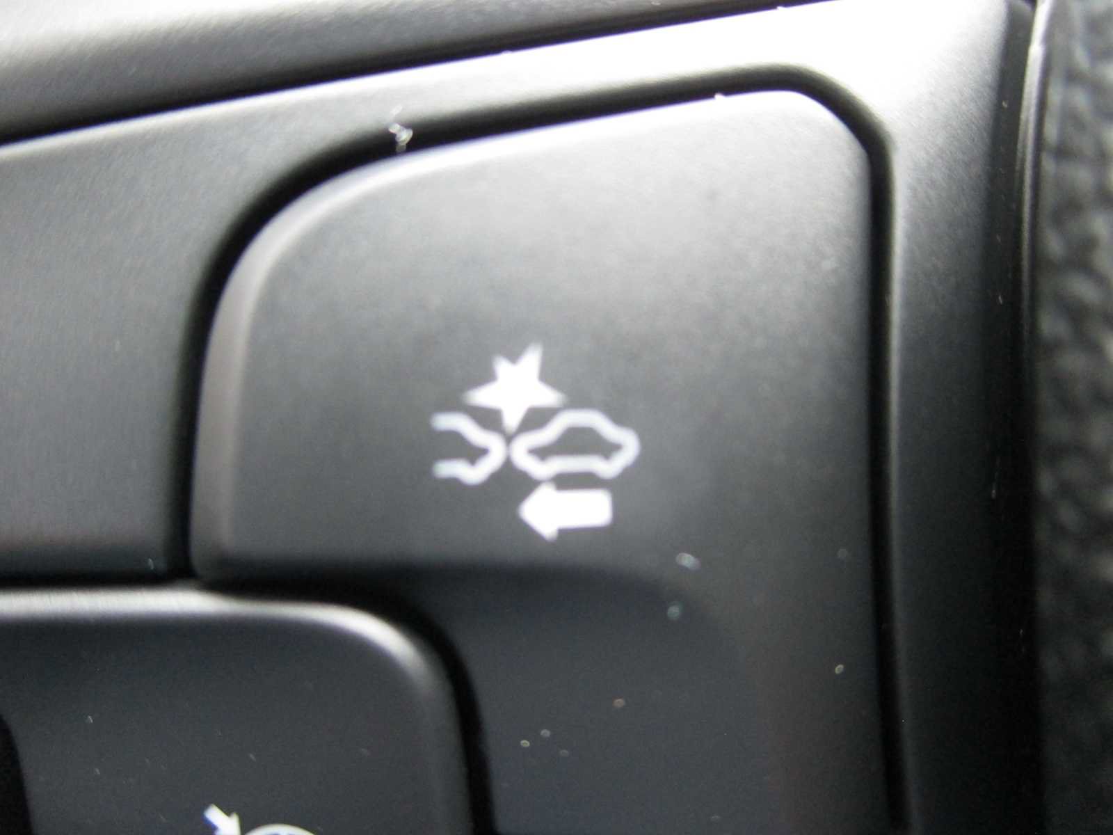 Used 2022 Buick Encore GX Preferred w/ Cold Weather Comfort Package FWD image 23
