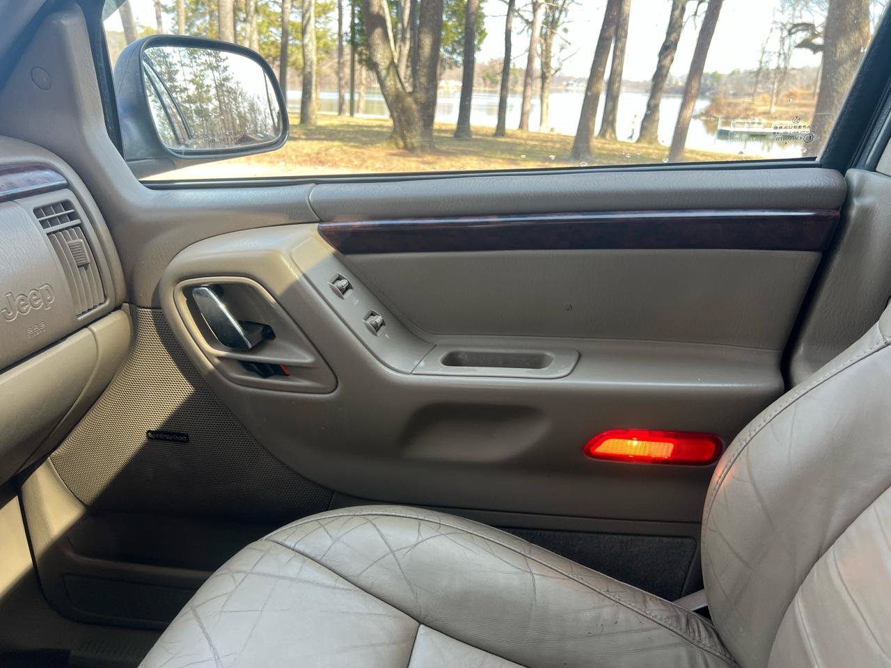 Used 2001 Jeep Grand Cherokee Limited AWD/4WD image 31