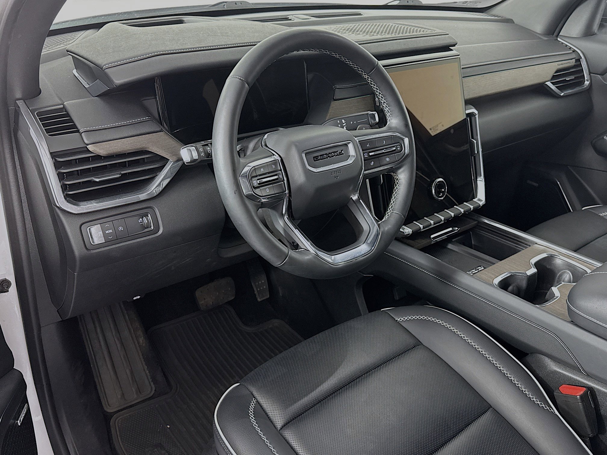 Used 2024 GMC Acadia Denali image 9