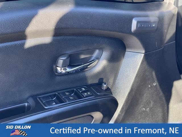 Used 2024 Nissan Titan PRO-4X w/ Pro-4x Convenience Package AWD/4WD image 8