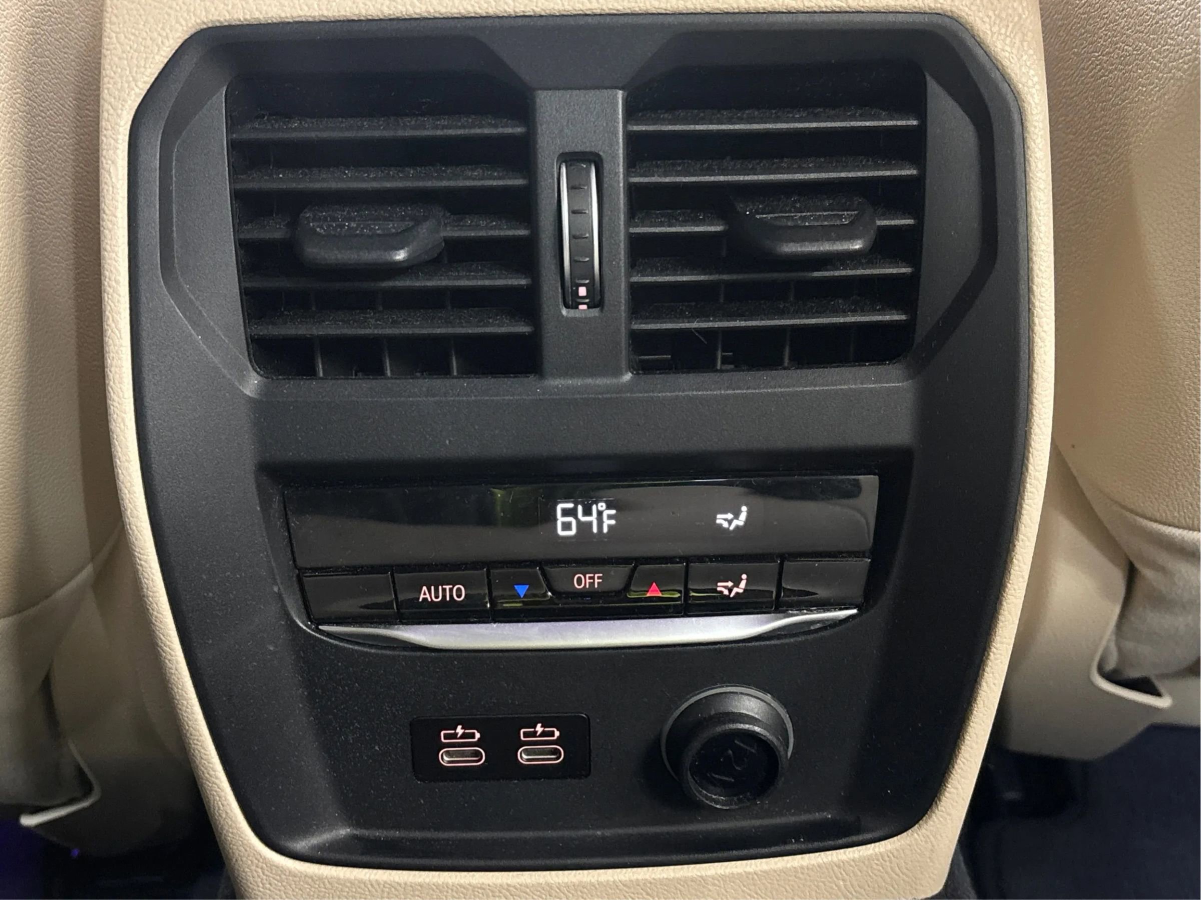 Used 2020 BMW 330i xDrive Sedan w/ Convenience Package image 29