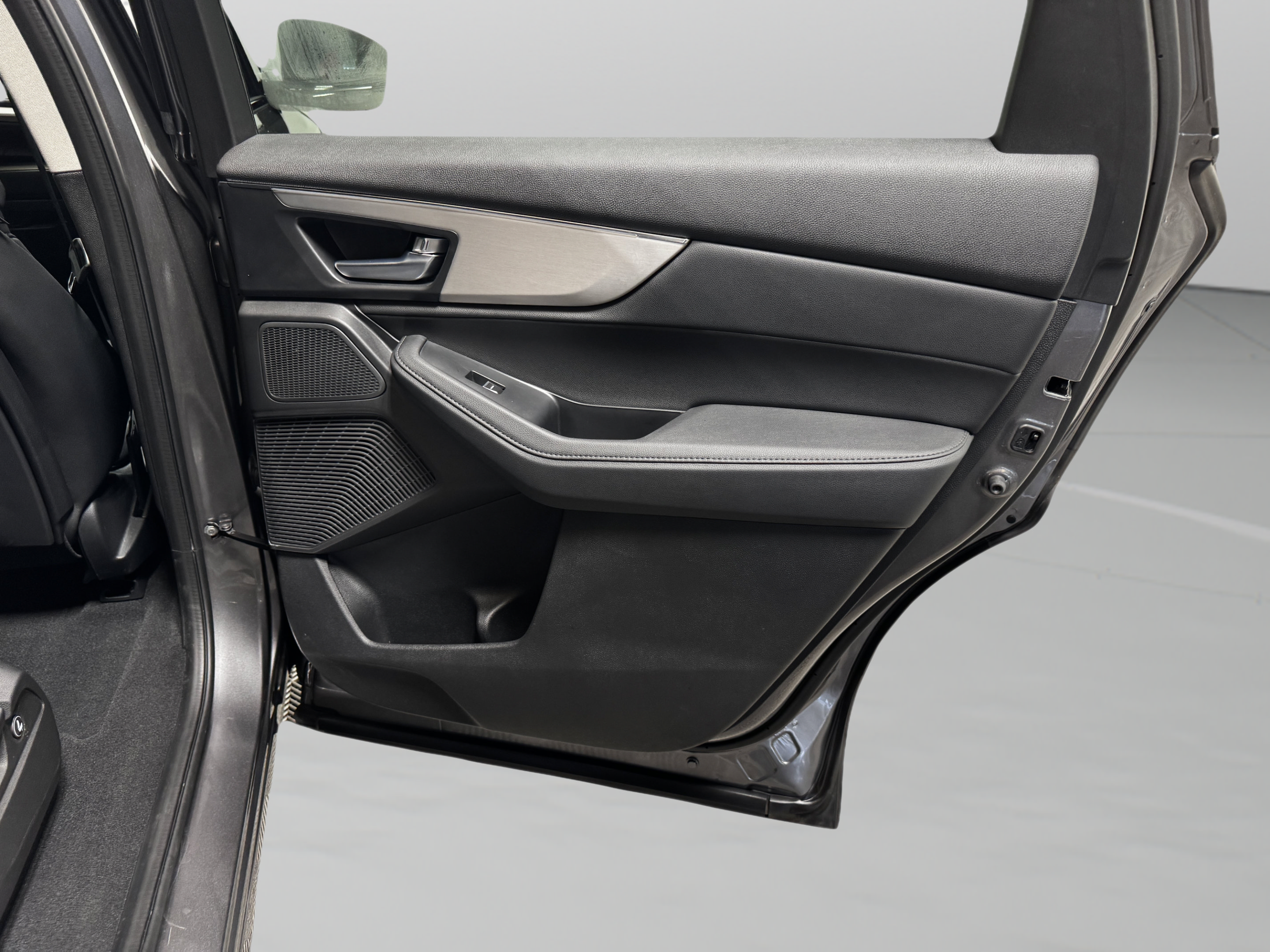 Certified 2026 Acura MDX FWD image 16