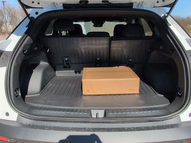 New 2026 Chevrolet Blazer EV LT image 10