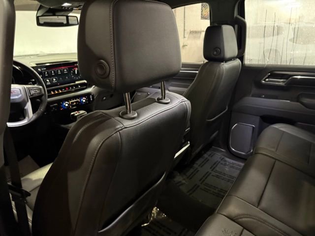 Used 2022 GMC Sierra 1500 SLT w/ SLT Premium Plus Package AWD/4WD image 27