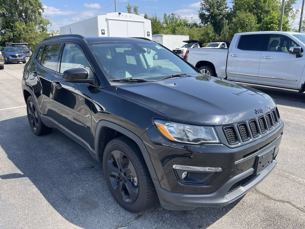 Used 2021 Jeep Compass Latitude w/ Sun and Sound Group AWD/4WD image 12