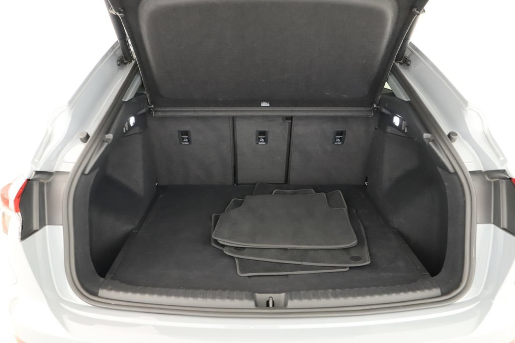 Certified 2023 Audi Q4 e-tron Prestige w/ Black Optic Package AWD/4WD image 34