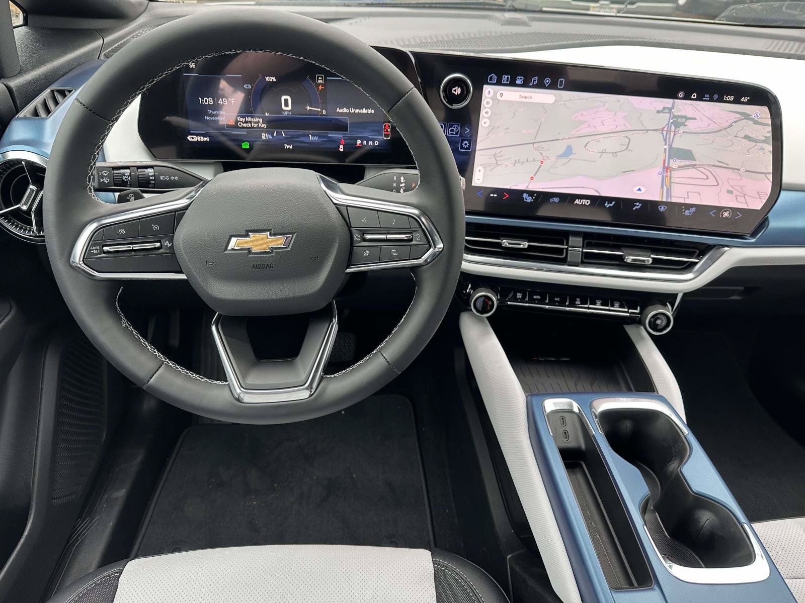 New 2026 Chevrolet Equinox EV LT AWD/4WD image 8