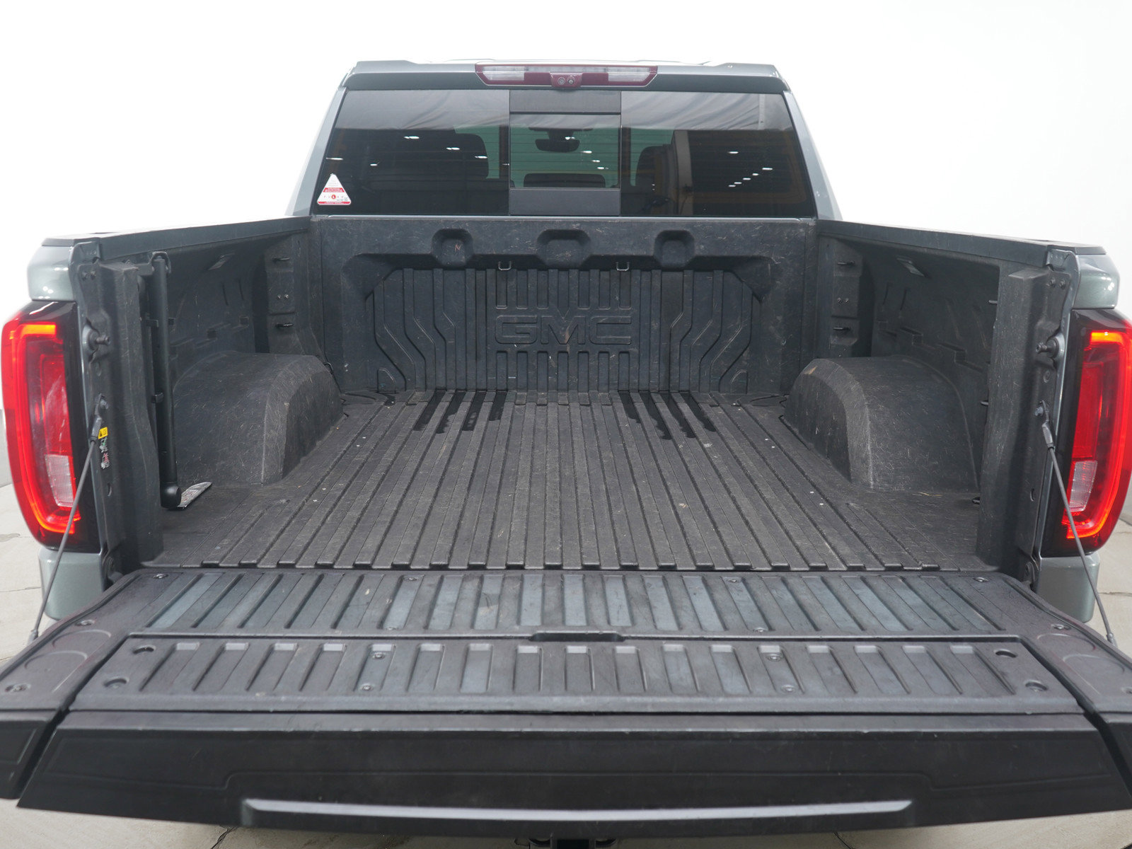 Used 2021 GMC Sierra 1500 AT4 w/ AT4 Value Package image 17
