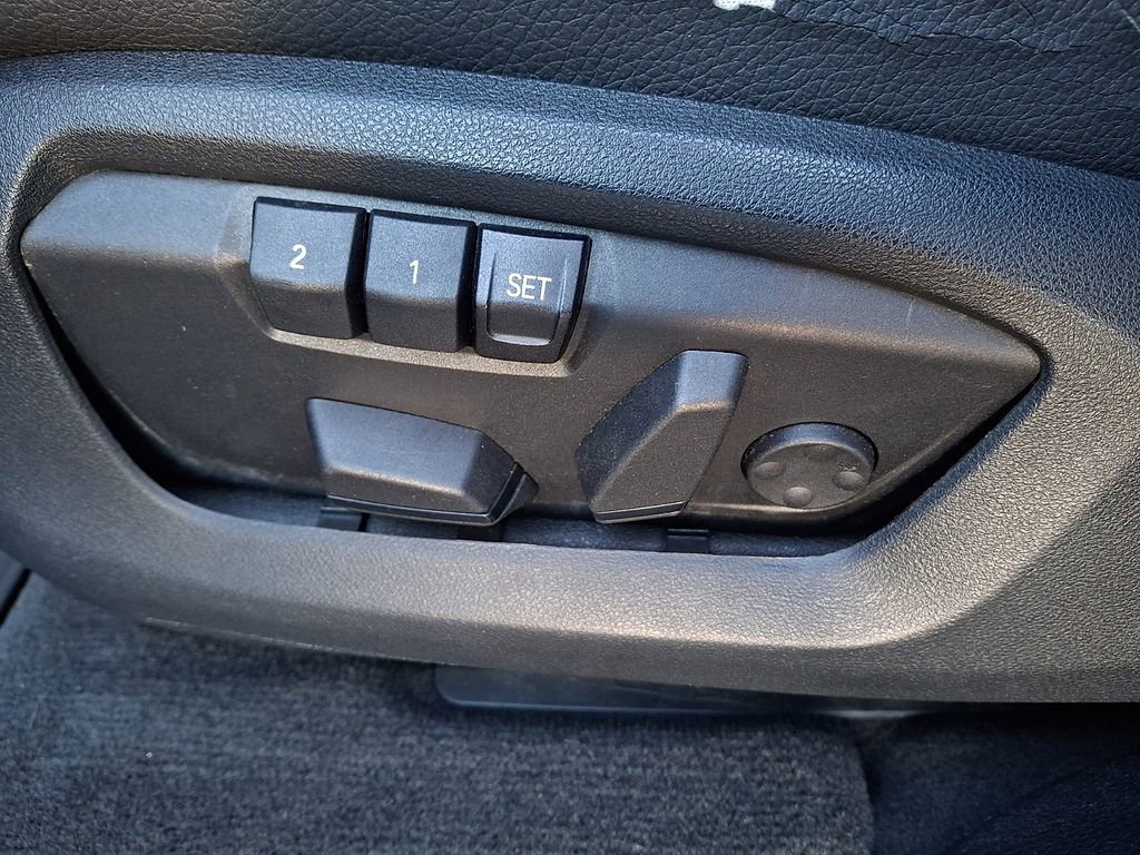 Used 2015 BMW X6 xDrive35i image 11