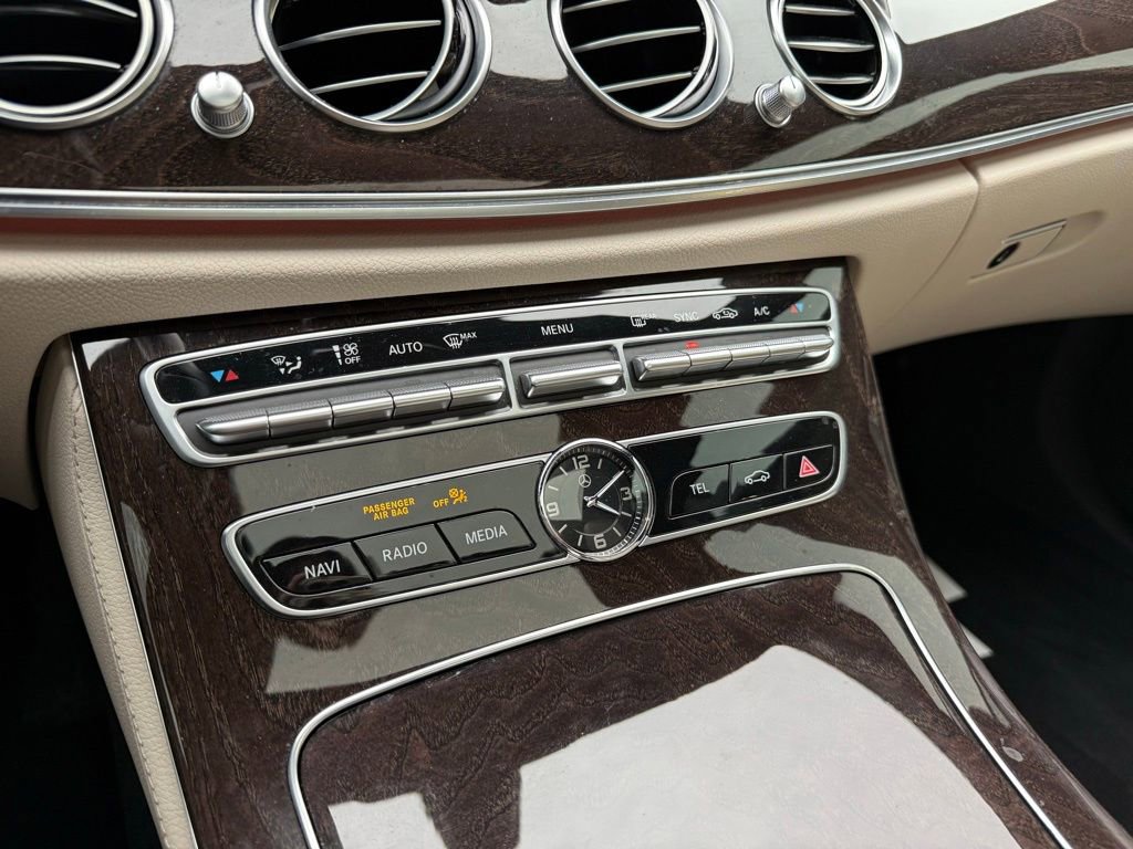 Used 2019 Mercedes-Benz E 300 w/ Premium 1 Package image 12