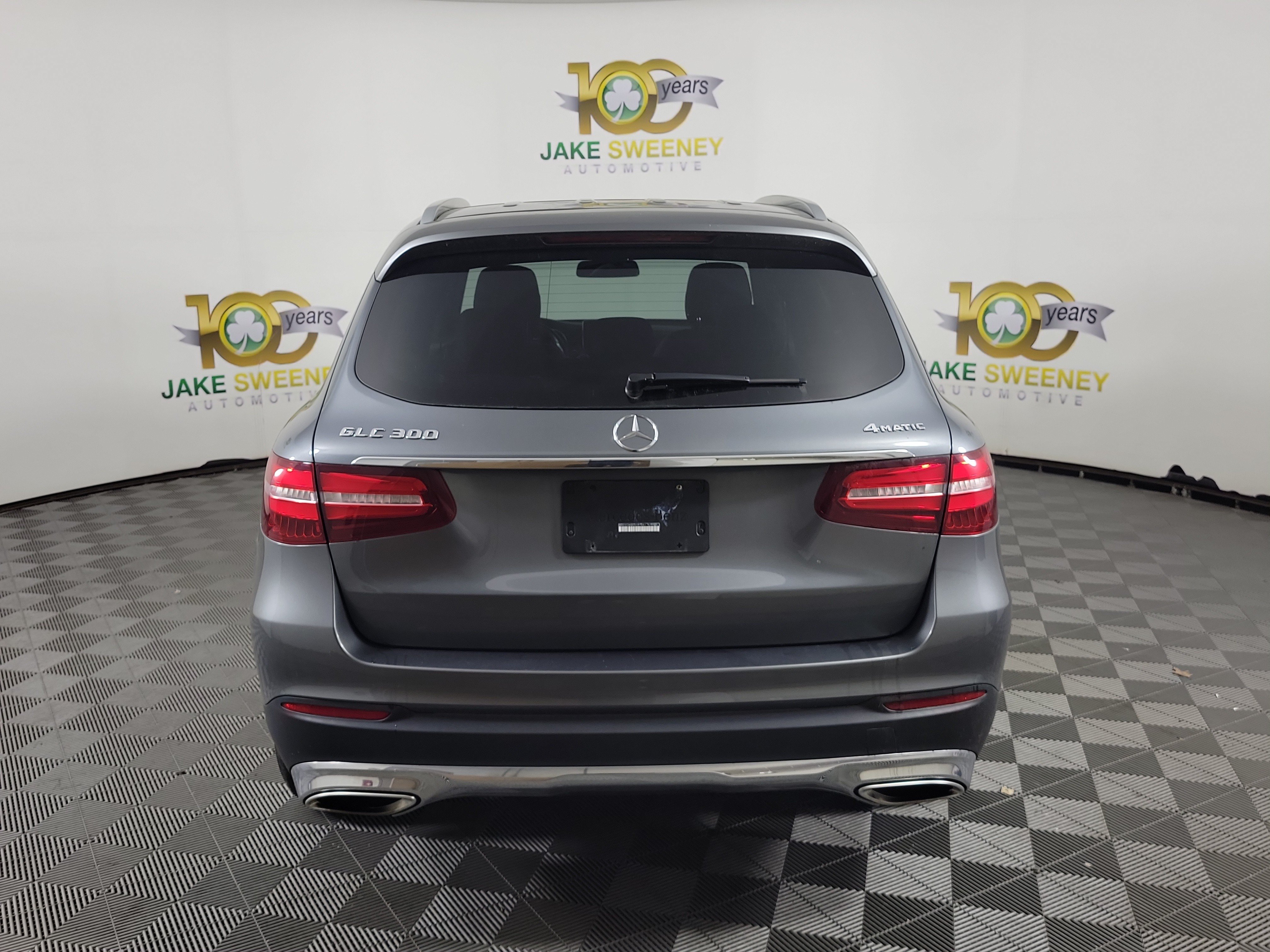 Used 2018 Mercedes-Benz GLC 300 4MATIC image 3