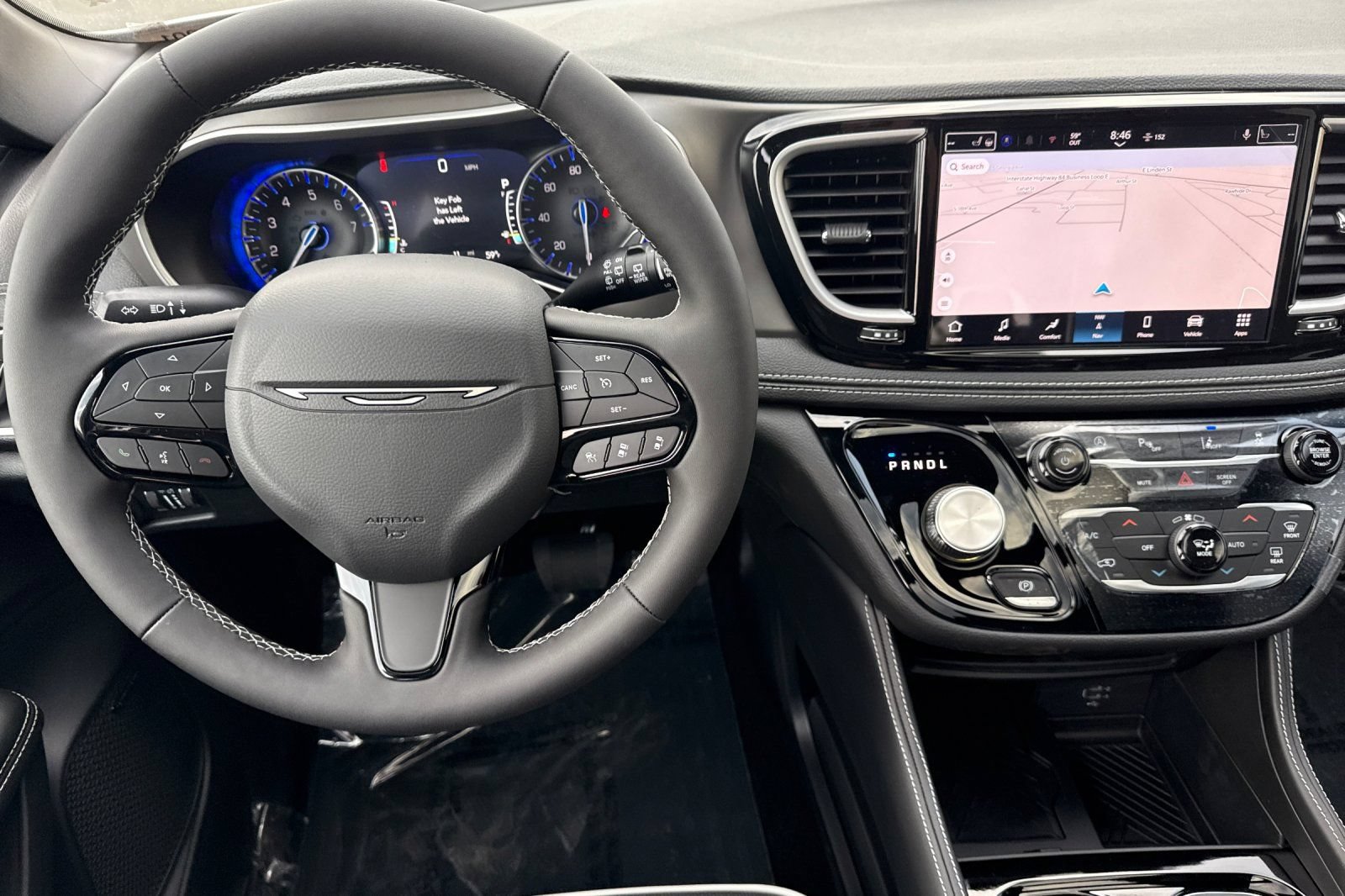 New 2027 Chrysler Pacifica Limited AWD/4WD image 13