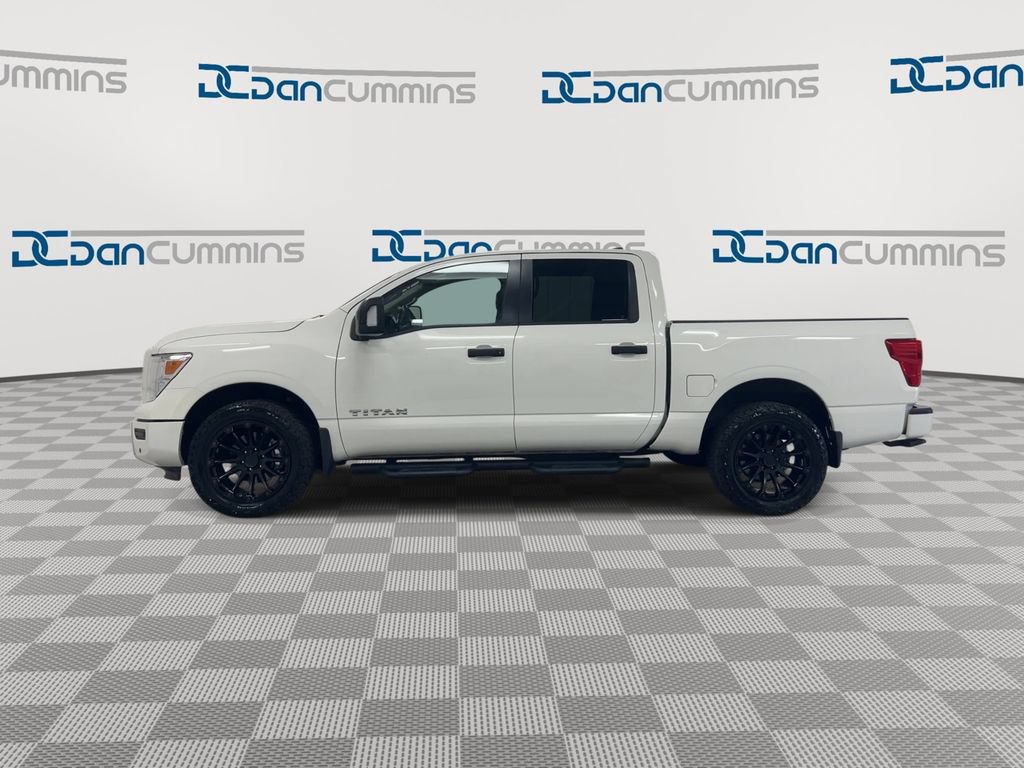 Used 2024 Nissan Titan SV w/ SV Convenience Package AWD/4WD image 5