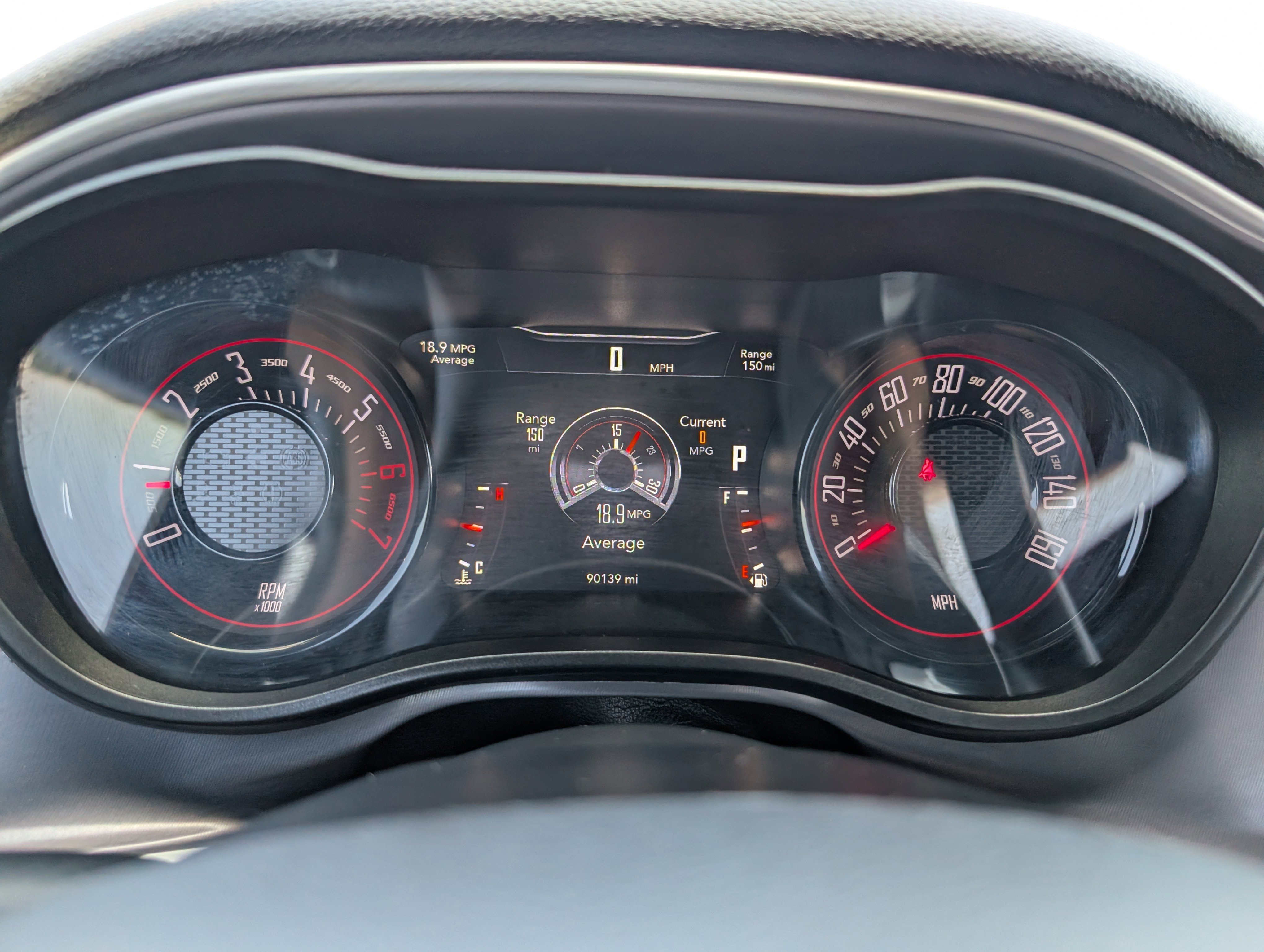 Used 2019 Dodge Challenger R/T w/ Driver Convenience Group RWD image 10