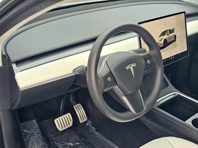 Used 2022 Tesla Model Y Performance AWD/4WD image 15