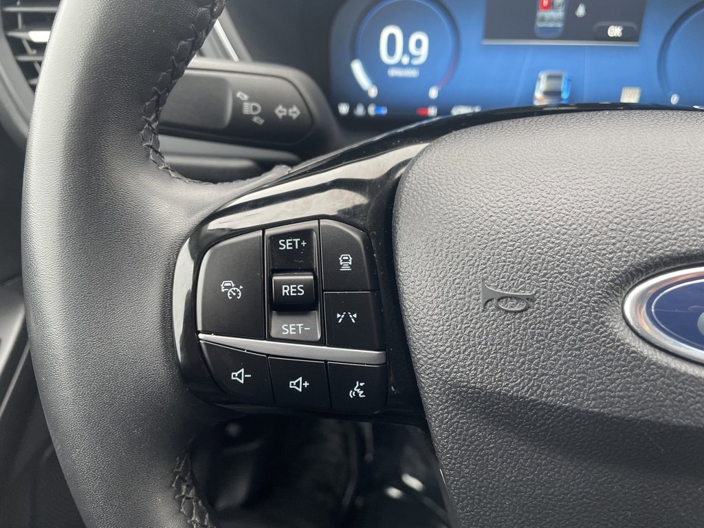 Used 2023 Ford Escape Platinum image 29