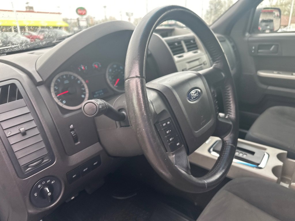 Used 2010 Ford Escape XLT FWD image 22