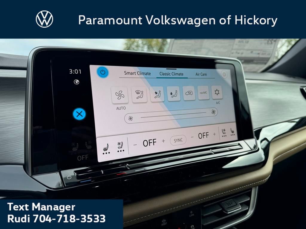 New 2026 Volkswagen Atlas Cross Sport SE image 12