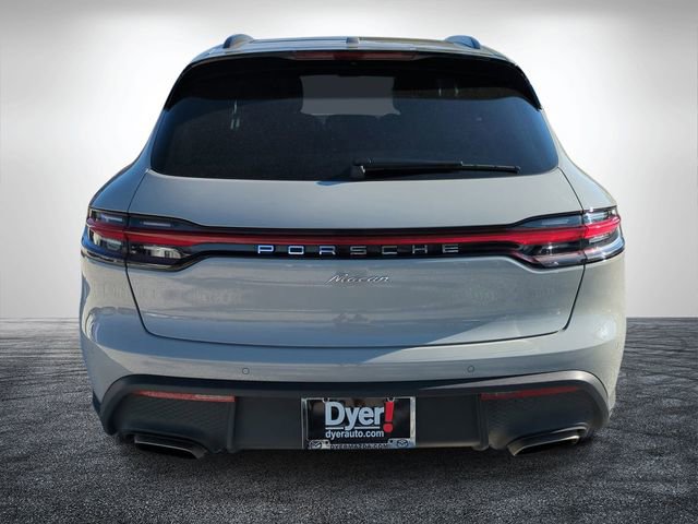 Used 2025 Porsche Macan image 4