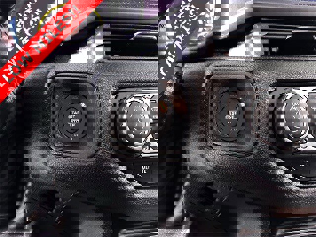 Used 2024 Jeep Wrangler Sport S image 17