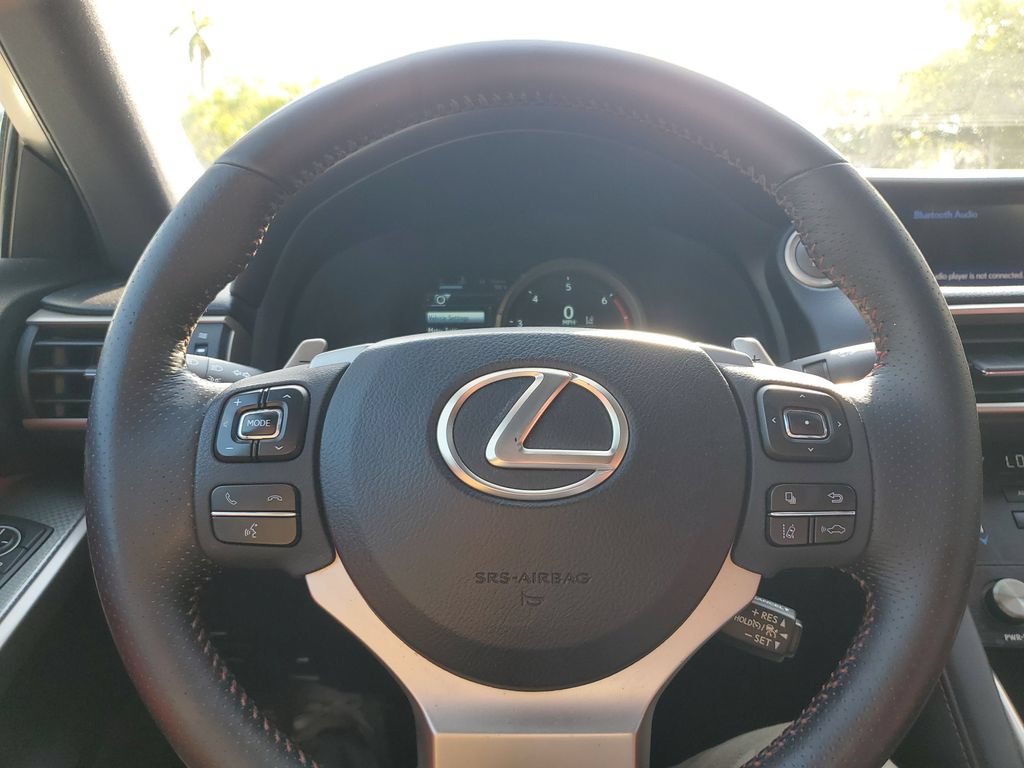 Used 2018 Lexus IS 300 F Sport w/ F Sport Package RWD image 28