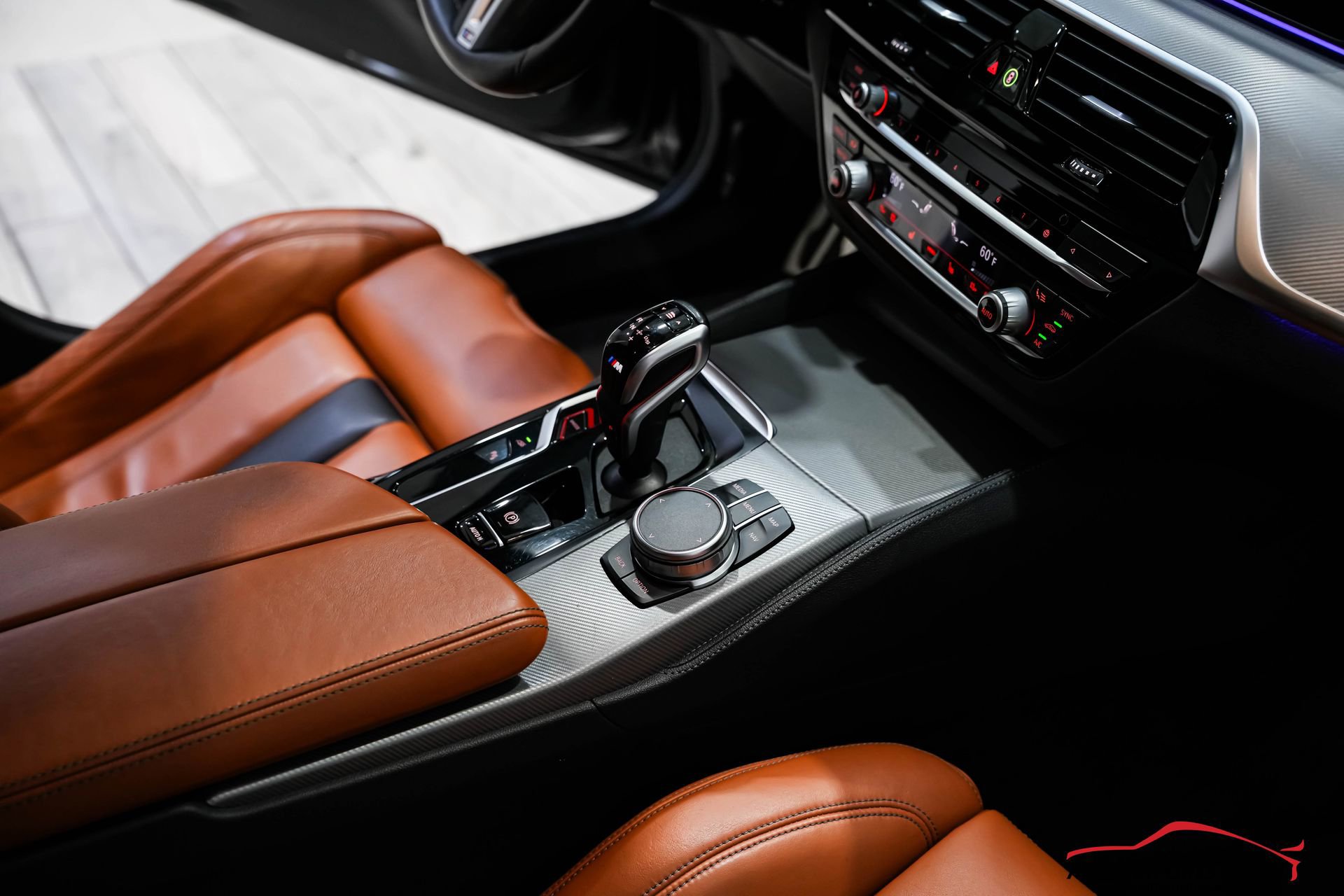 Used 2021 BMW M5 image 74