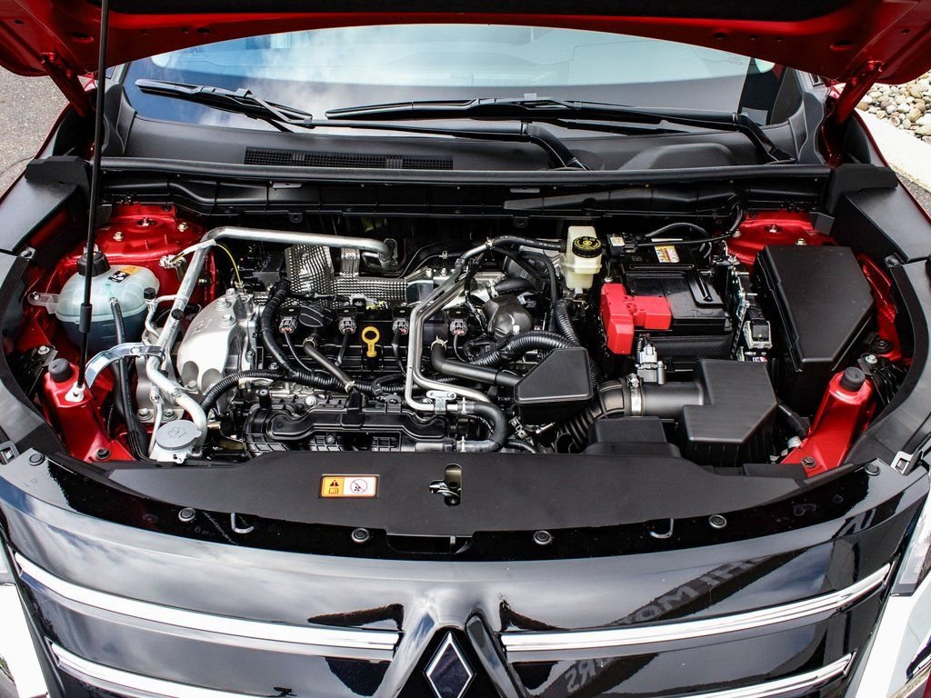 New 2025 Mitsubishi Outlander SE AWD/4WD image 48