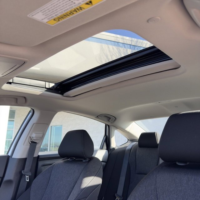 Certified 2025 Honda Accord SE image 16
