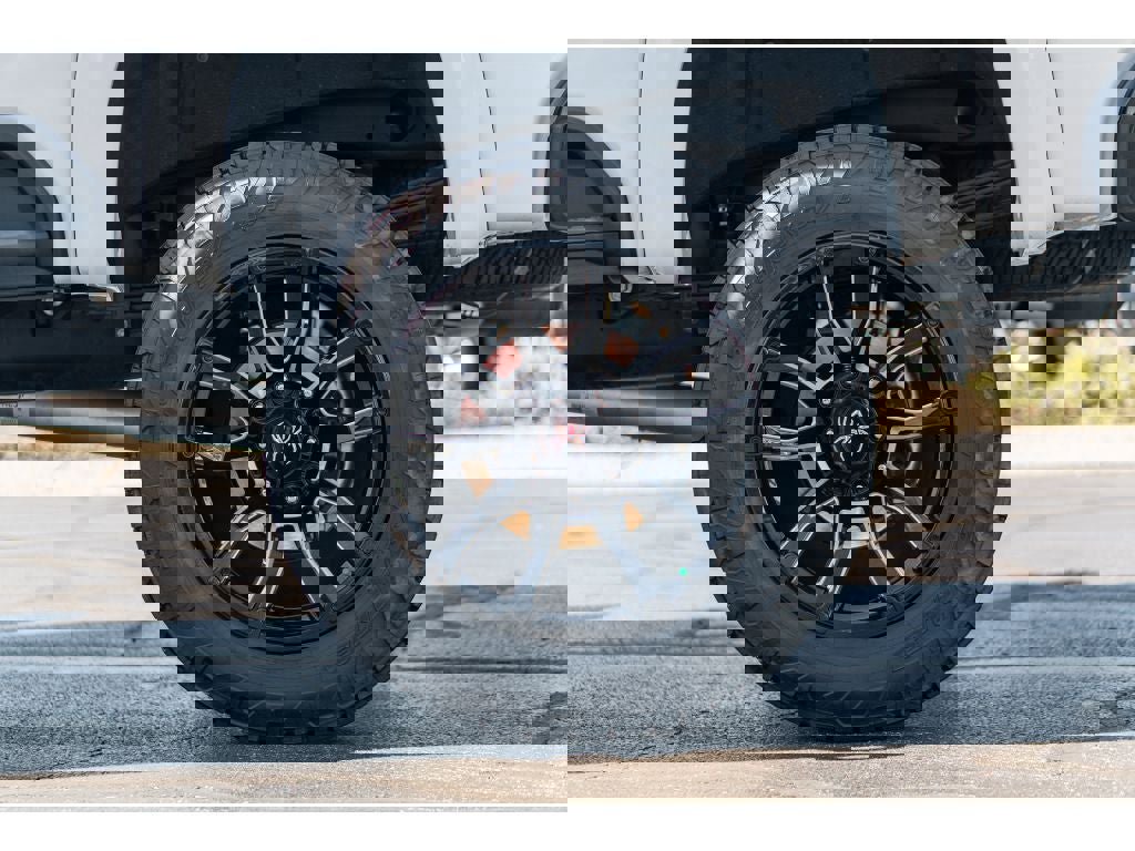 Used 2025 Chevrolet Silverado 2500 LTZ w/ Trail Boss Package image 5