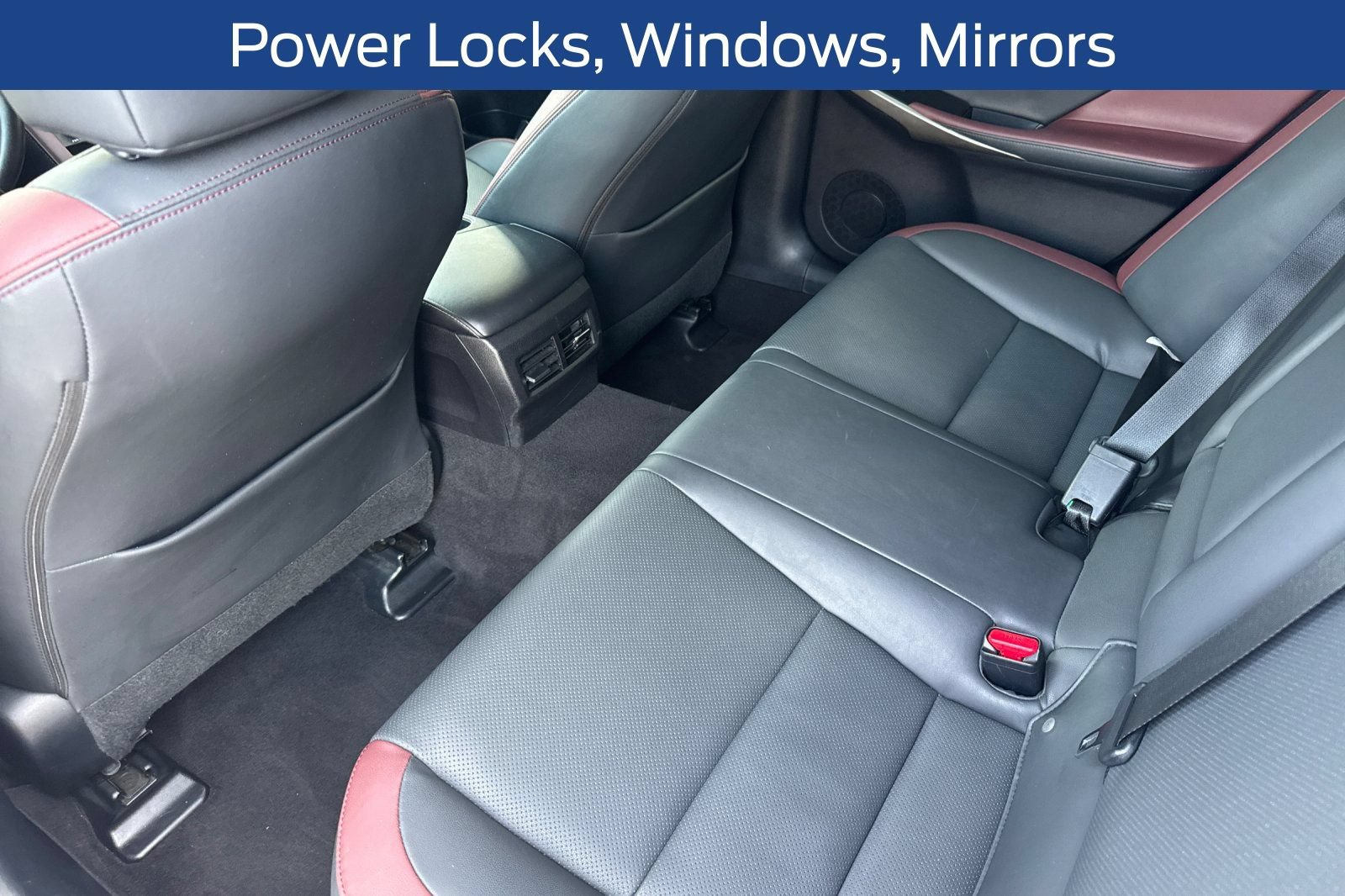 Used 2020 Lexus IS 300 w/ Premium Package RWD image 16