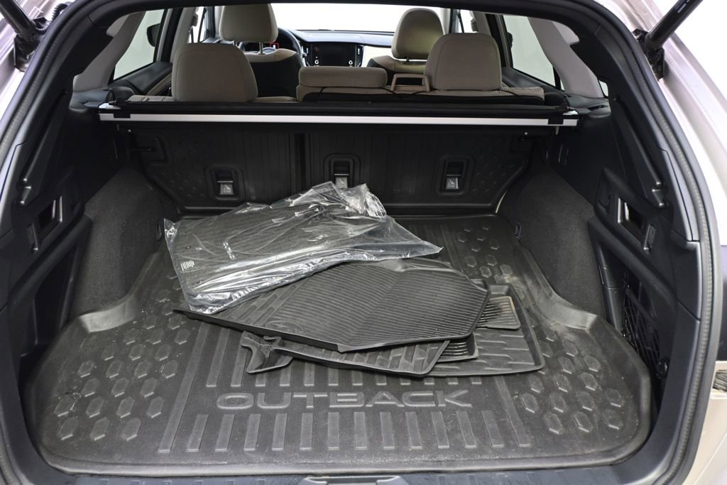 Used 2020 Subaru Outback Premium AWD/4WD image 19