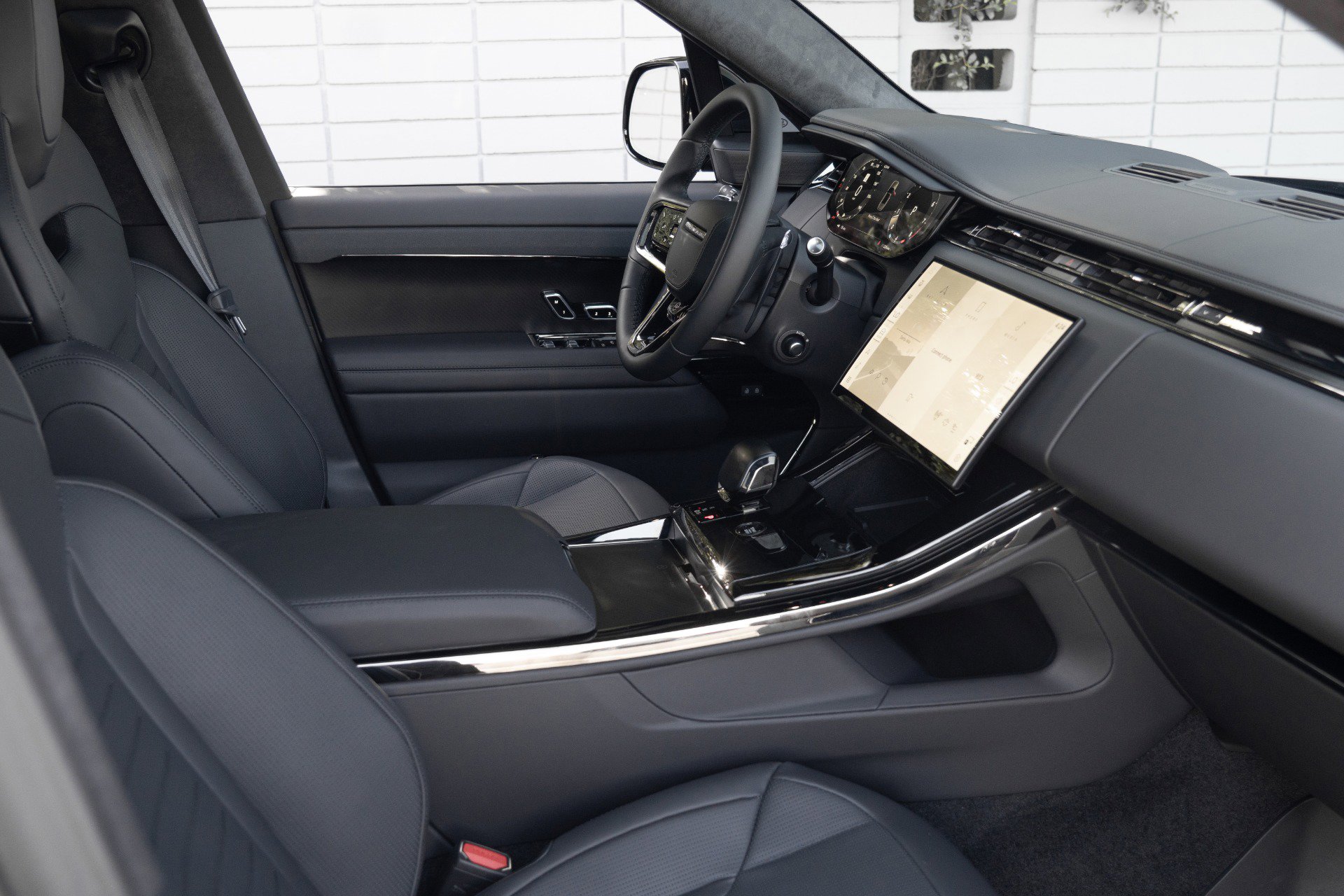 Used 2024 Land Rover Range Rover Sport image 33