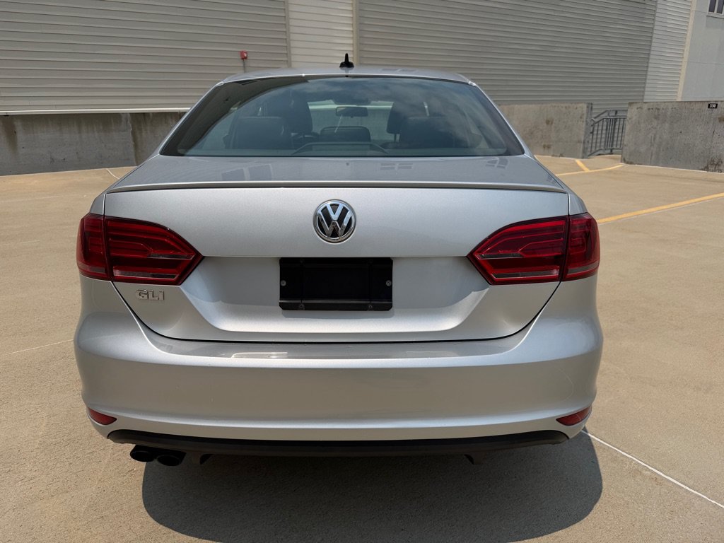 Used 2014 Volkswagen Jetta GLI FWD image 7