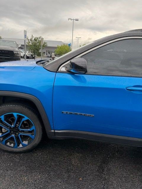 Used 2022 Jeep Compass Limited AWD/4WD image 12