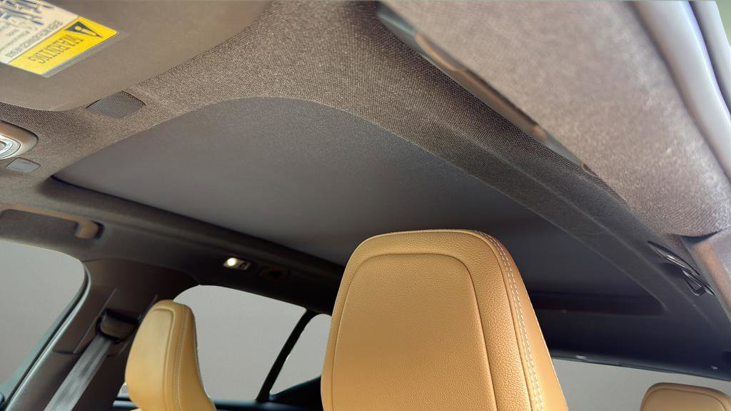 Used 2019 Volvo XC40 T5 Momentum image 12