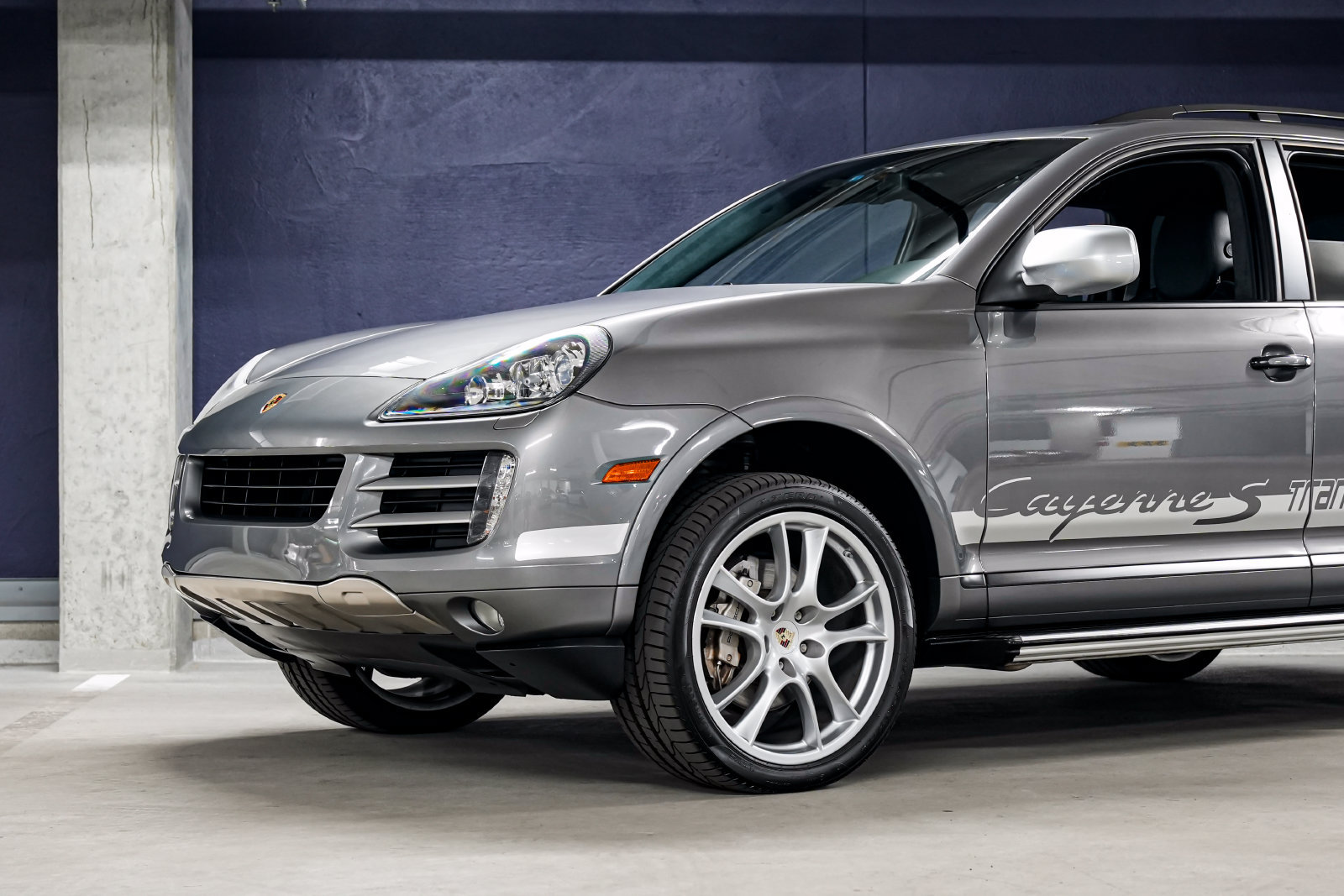 Used 2010 Porsche Cayenne S Transsyberia AWD/4WD image 34