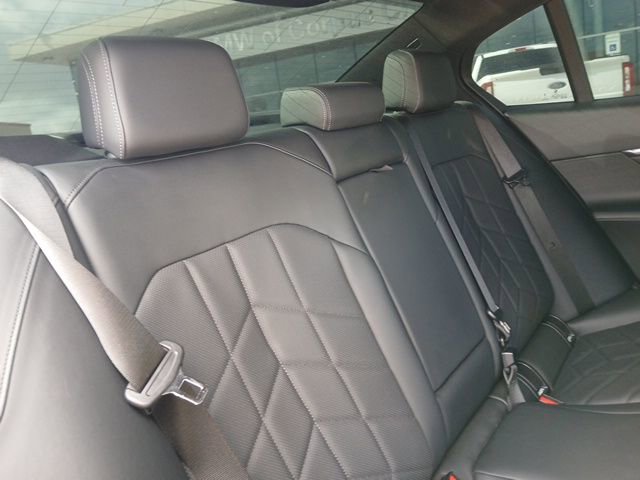 Used 2024 BMW 530i w/ M Sport Package image 10